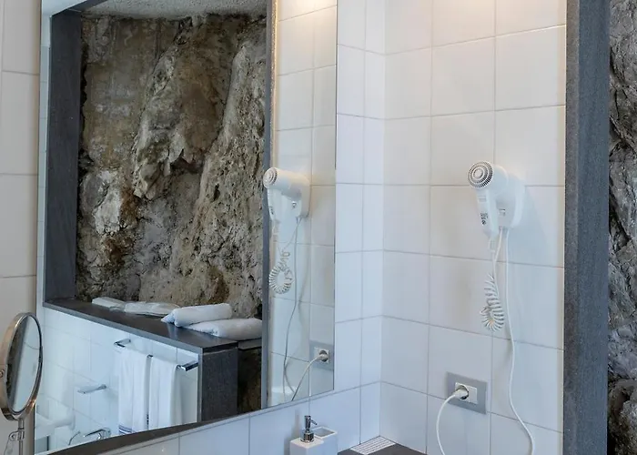 Design Sea View Accessible By 250 Steps