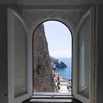 Design Sea View Accessible By 250 Steps *
