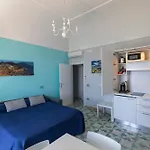 Apartment Design Sea View Accessible By 250 Steps *