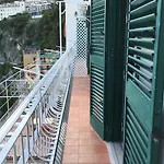 Apartment Design Sea View Accessible By 250 Steps Amalfi