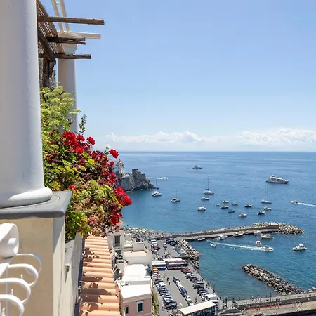 Design Sea View Accessible By 250 Steps Apartament *