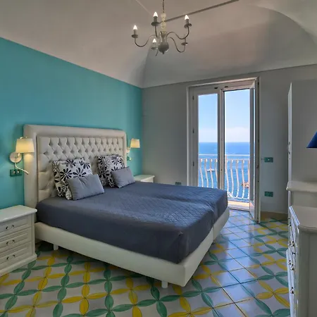 Design Sea View Accessible By 250 Steps Apartment