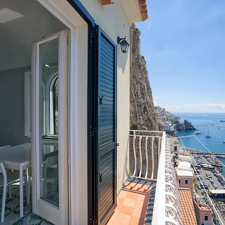 Apartment Design Sea View Accessible By 250 Steps *