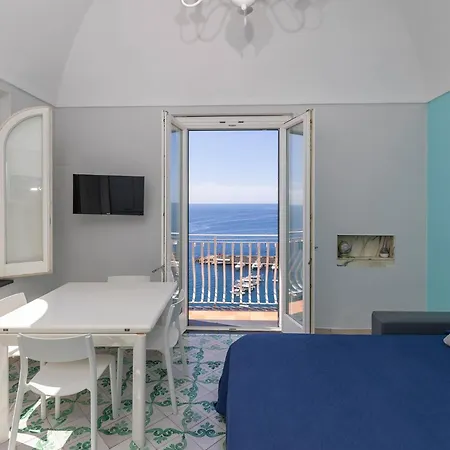 Design Sea View Accessible By 250 Steps *