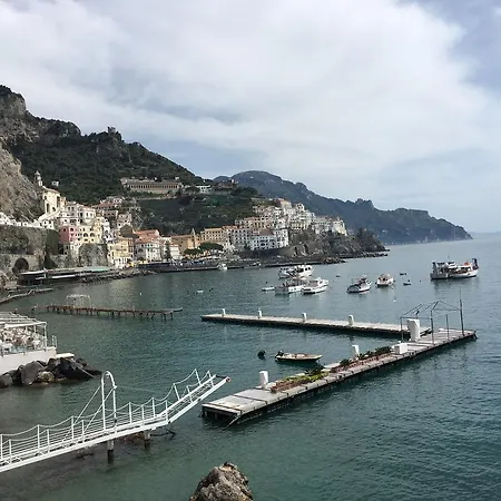 Apartment Design Sea View Accessible By 250 Steps
