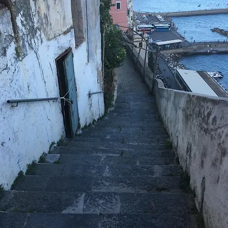 Apartament Design Sea View Accessible By 250 Steps