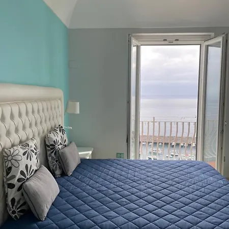 Design Sea View Accessible By 250 Steps